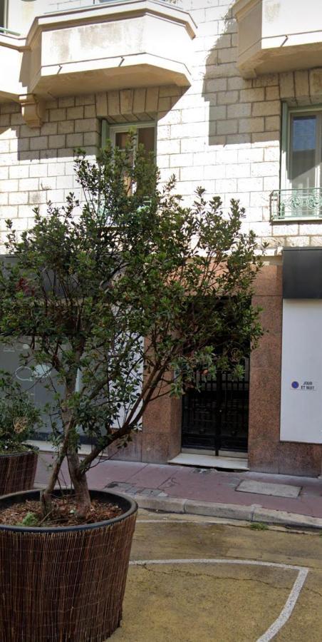 Joli Appartement Spacieux A 3 Min A Pied De La Mer Ницца Экстерьер фото